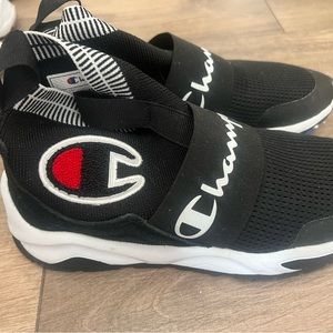 Champion Men’s size 7.5 high top shoes